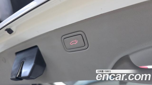 Kia Canival 2016 — photo 33
