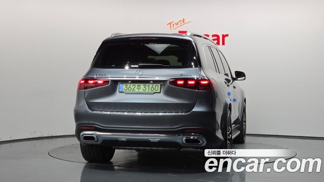 Mercedes-Benz GLS-Class 2025 — photo 4