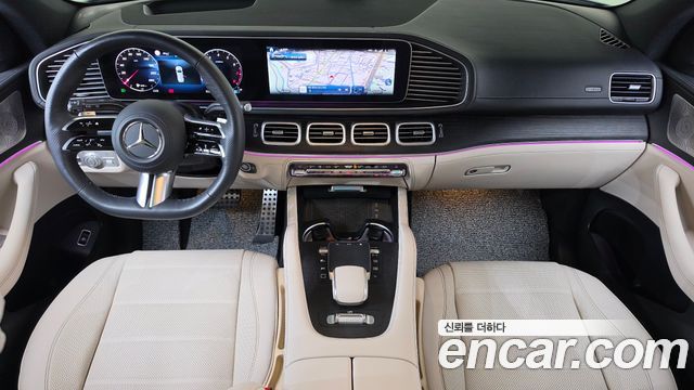 Mercedes-Benz GLS-Class 2025 — photo 10