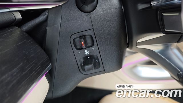 Mercedes-Benz GLS-Class 2025 — photo 22
