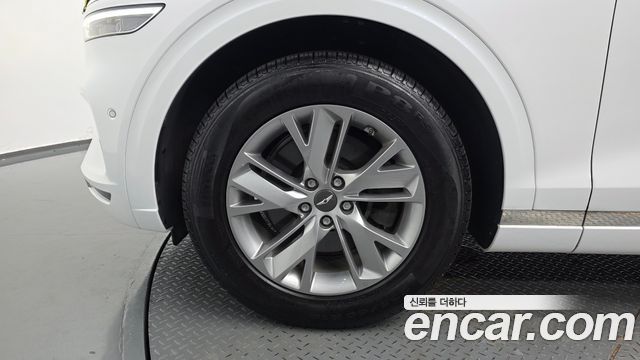 Genesis GV70 2023 — photo 5