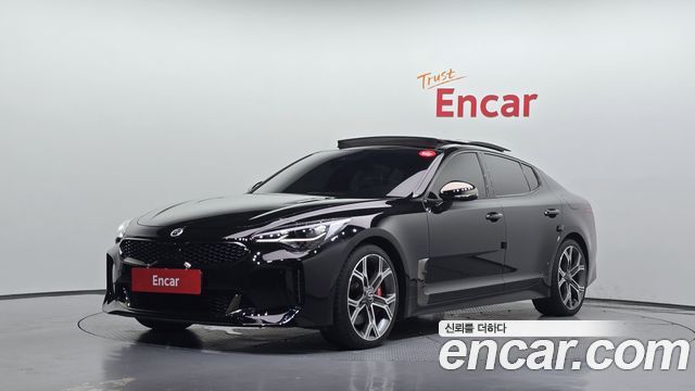 Kia Stinger 2018 — photo 1
