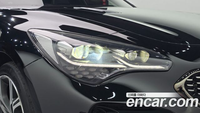 Kia Stinger 2018 — photo 8