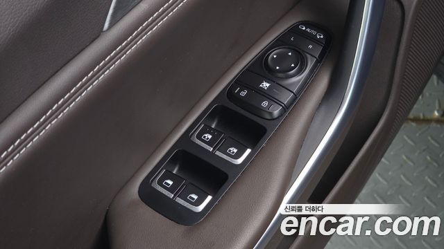 Kia Stinger 2018 — photo 33