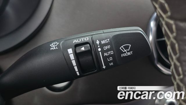 Kia Stinger 2018 — photo 40