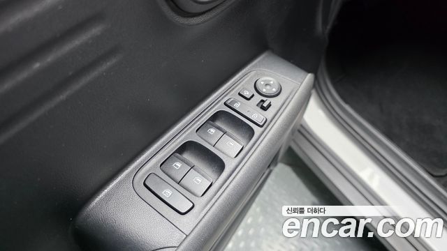 Hyundai Casper 2023 — photo 27
