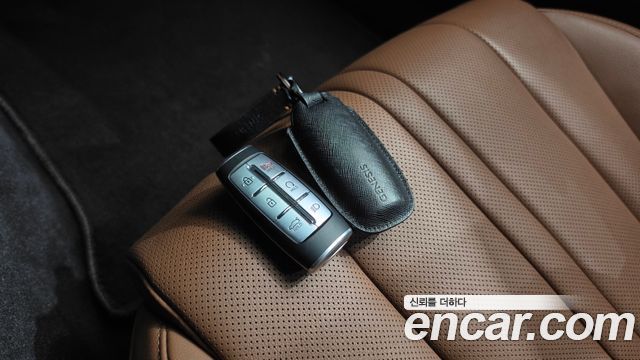 Genesis G80 2022 — photo 21