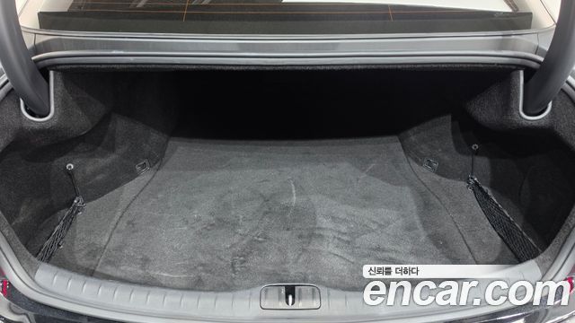 Genesis G80 2022 — photo 24