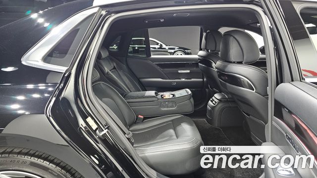 Genesis G90 2022 — photo 17