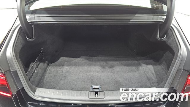 Genesis G90 2022 — photo 23