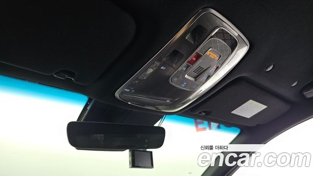 Genesis G90 2022 — photo 25