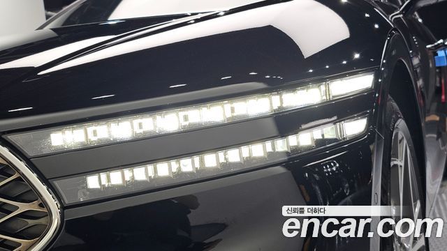 Genesis G90 2022 — photo 8