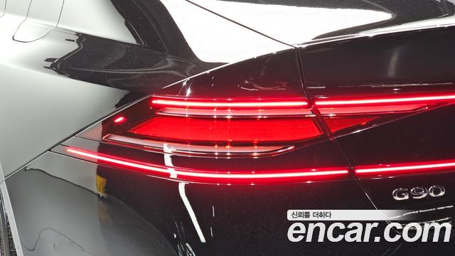 Genesis G90 2022 — photo 9