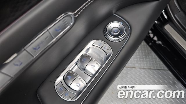 Genesis G90 2022 — photo 28