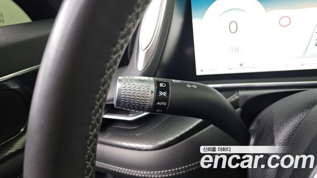 Genesis G90 2022 — photo 29