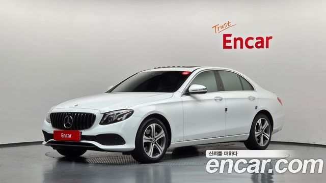 Mercedes-Benz E-Class 2019 — photo 1