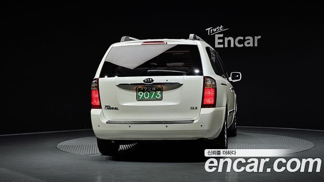 Kia Canival 2006 — photo 4