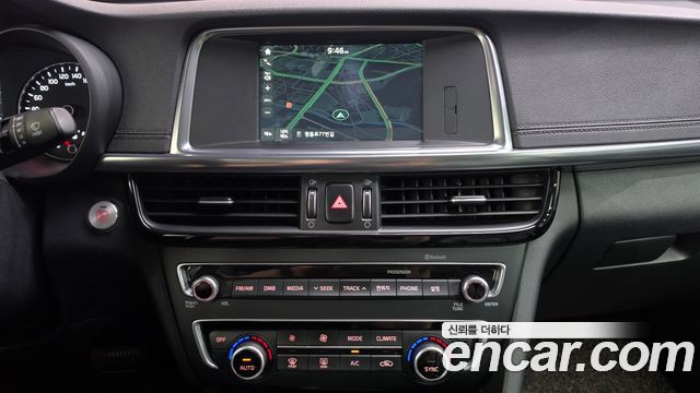 Kia K5 2016 — photo 19