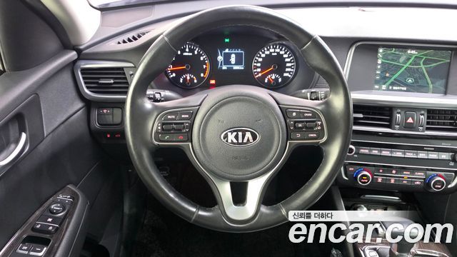 Kia K5 2016 — photo 20