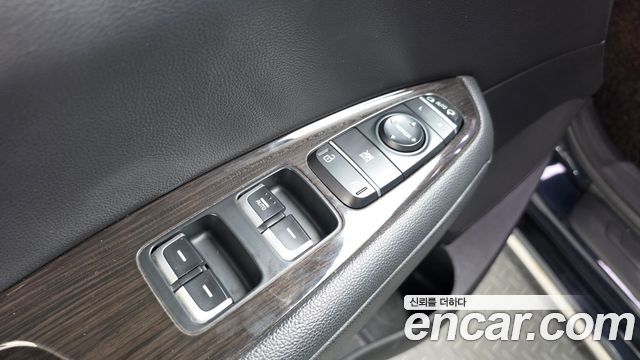 Kia K5 2016 — photo 27