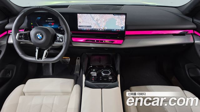 BMW 5-Series 2025 — photo 10