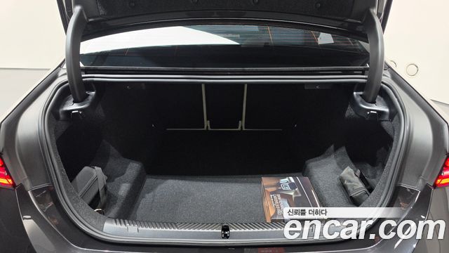 BMW 5-Series 2025 — photo 25