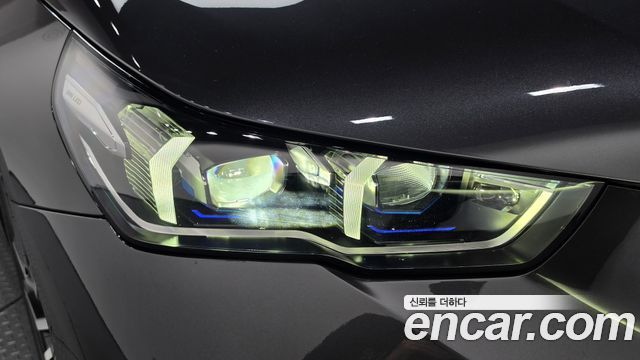 BMW 5-Series 2025 — photo 8