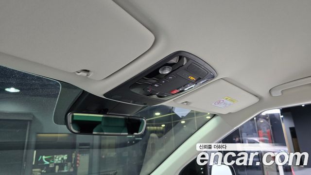 Kia Canival 2023 — photo 25