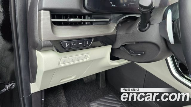 Kia Canival 2023 — photo 26