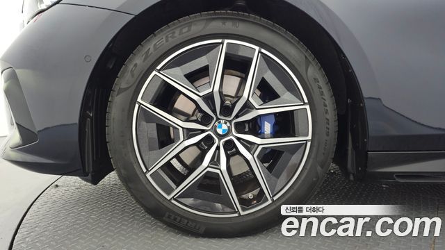 BMW 5-Series 2026 — photo 5