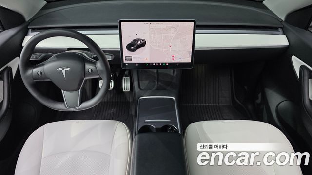 Tesla Model Y 2022 — photo 10