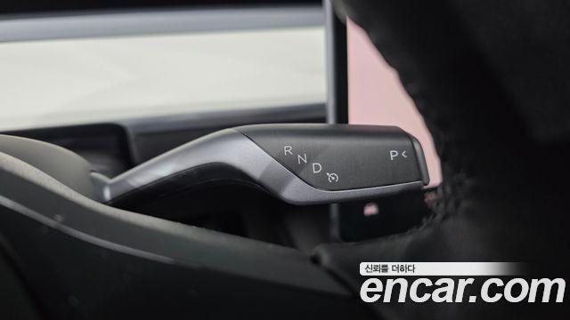 Tesla Model Y 2022 — photo 12