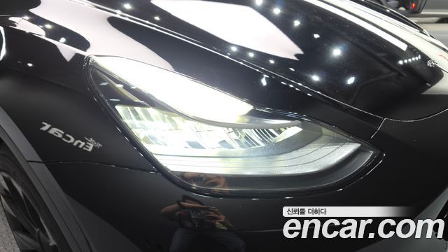 Tesla Model Y 2022 — photo 8