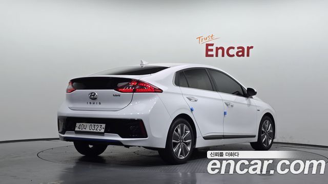 Hyundai Ioniq 2016 — photo 2