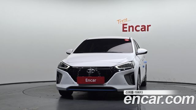 Hyundai Ioniq 2016 — photo 3