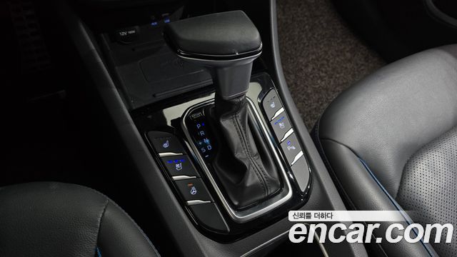 Hyundai Ioniq 2016 — photo 9