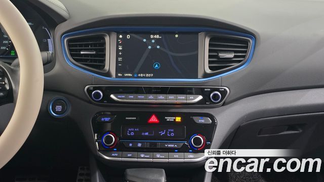 Hyundai Ioniq 2016 — photo 14