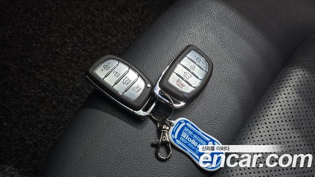 Hyundai Ioniq 2016 — photo 17