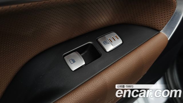 Genesis G70 2018 — photo 20