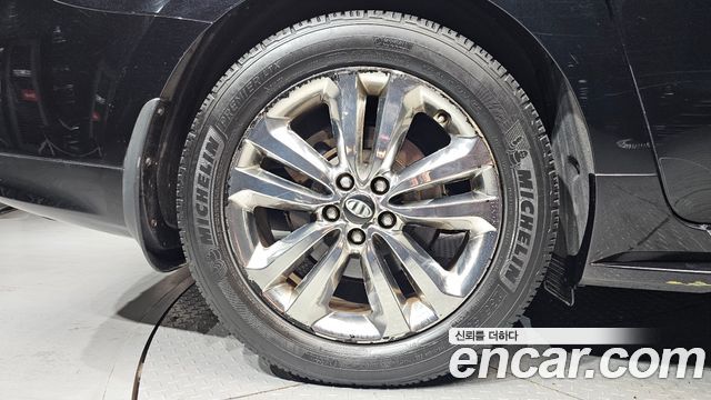 Kia Canival 2016 — photo 5