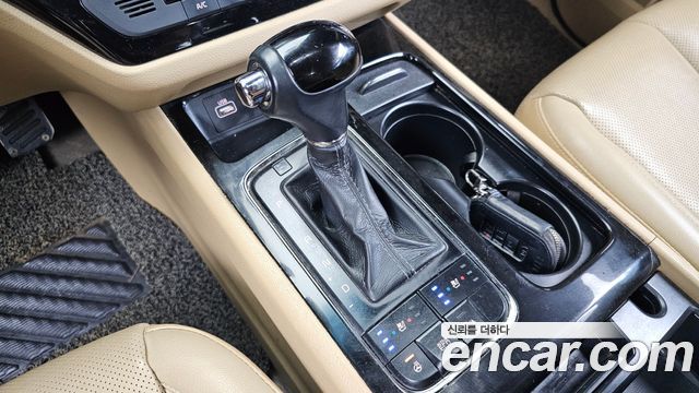 Kia Canival 2016 — photo 9