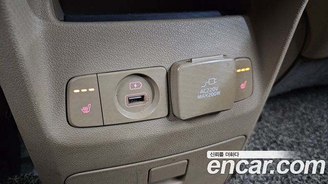 Kia Canival 2016 — photo 19