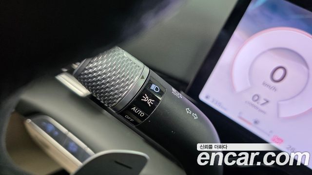Genesis GV80 2024 — photo 28