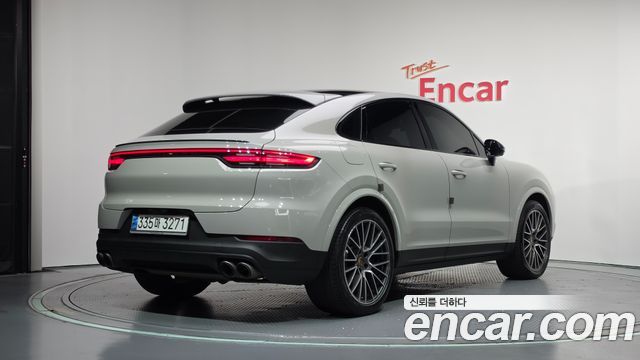 Porsche Cayenne 2020 — photo 2