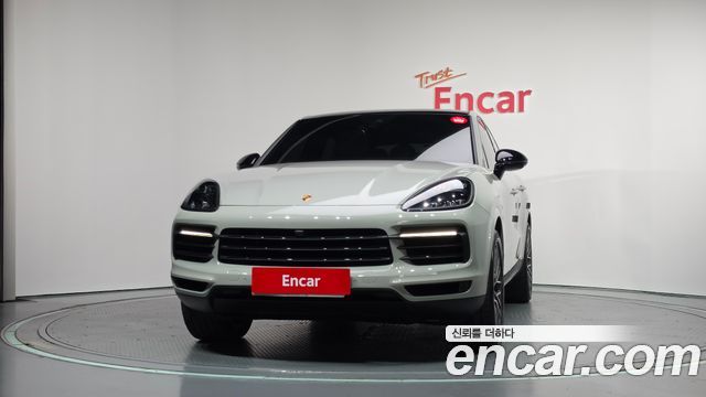 Porsche Cayenne 2020 — photo 3