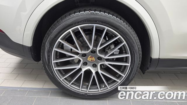 Porsche Cayenne 2020 — photo 5