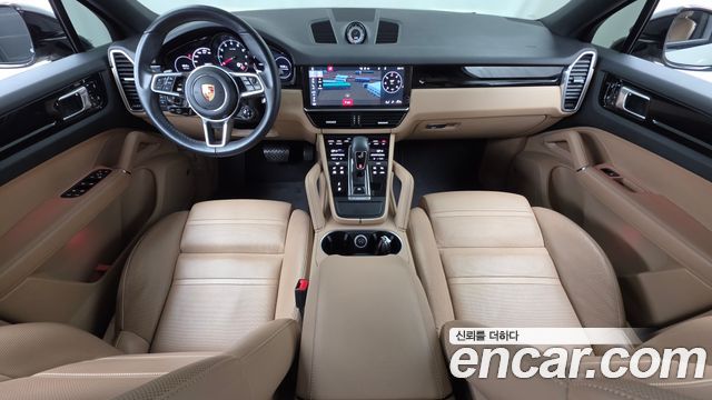 Porsche Cayenne 2020 — photo 10