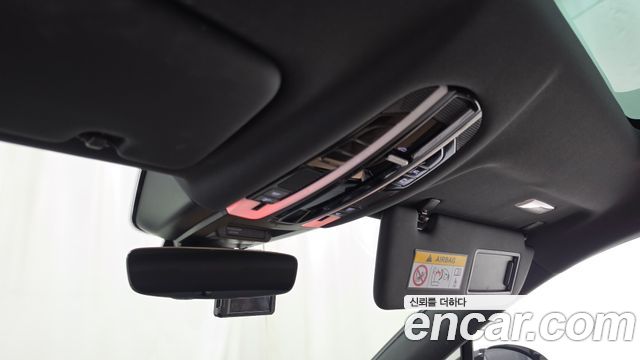 Porsche Cayenne 2020 — photo 23
