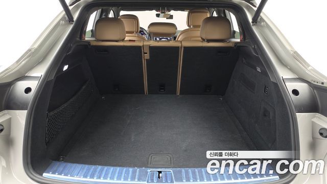 Porsche Cayenne 2020 — photo 26