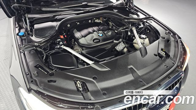 BMW Gran Turismo 2020 — photo 6